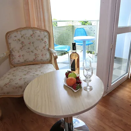 Grand Oasis Ξενοδοχείο 4*