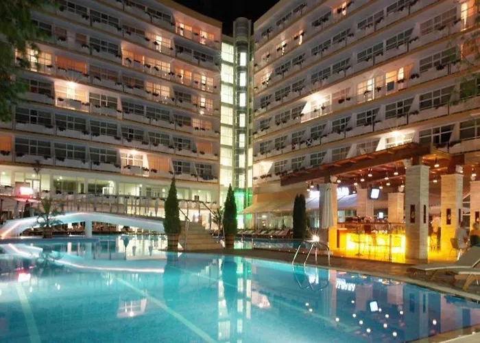 Grand Oasis 4* Σάνι Μπιτς