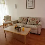 Grand Oasis מלון