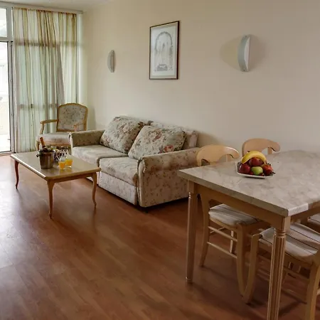 Grand Oasis Отель