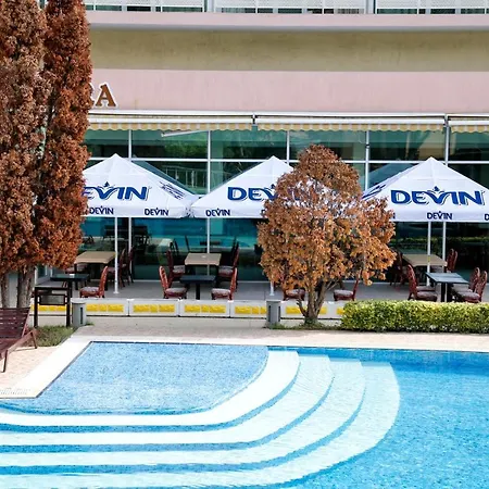 Отель Grand Oasis