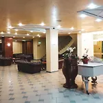 Hotel Grand Oasis