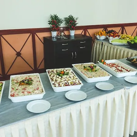 Grand Oasis Sluneční pobřeží